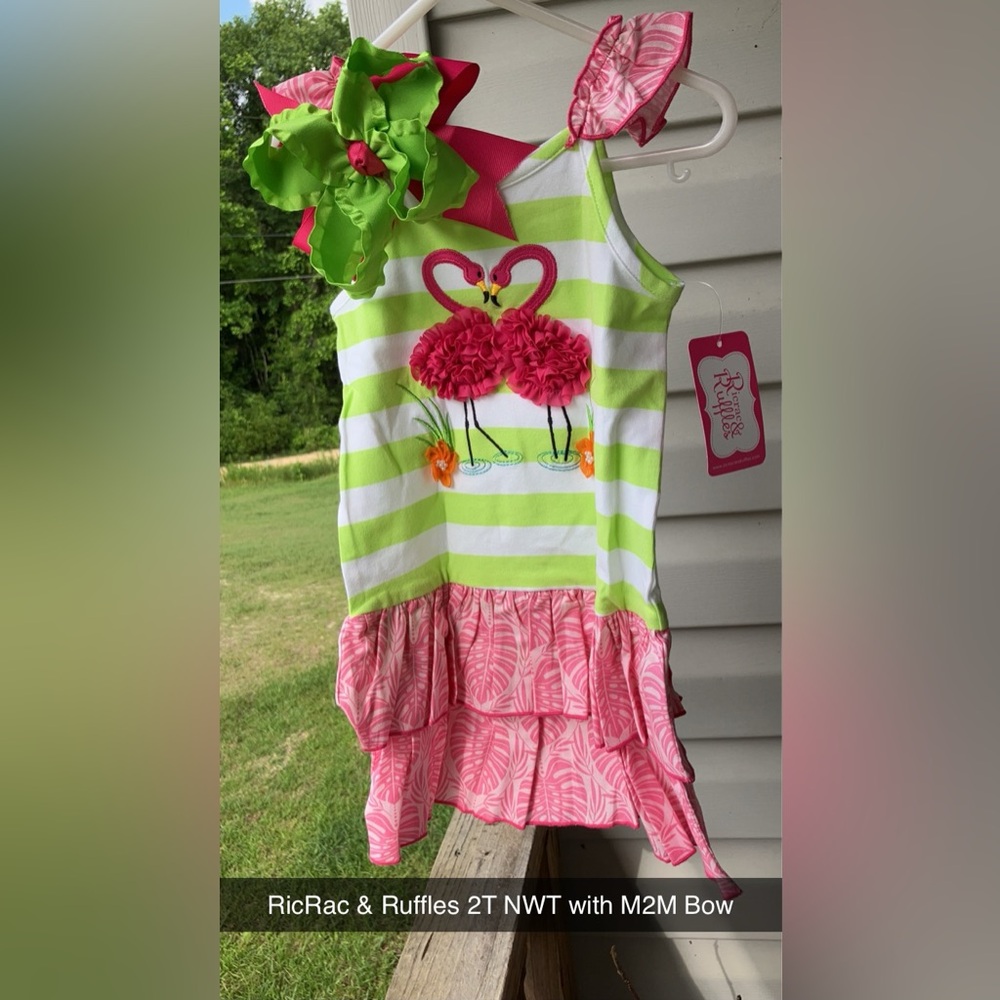 RicRac & Ruffles size 2T NWT & matching bow!